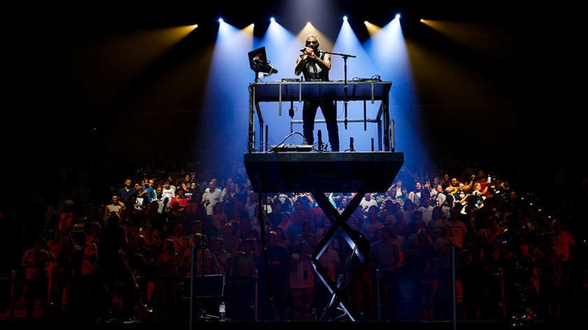 Públic gaudint de l'espectacle 'MUV'.