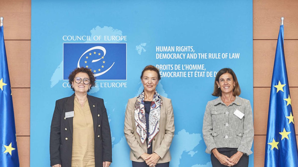 Les ministres Pallarés i Vilarrubla amb la secretària general del Consell d'Europa