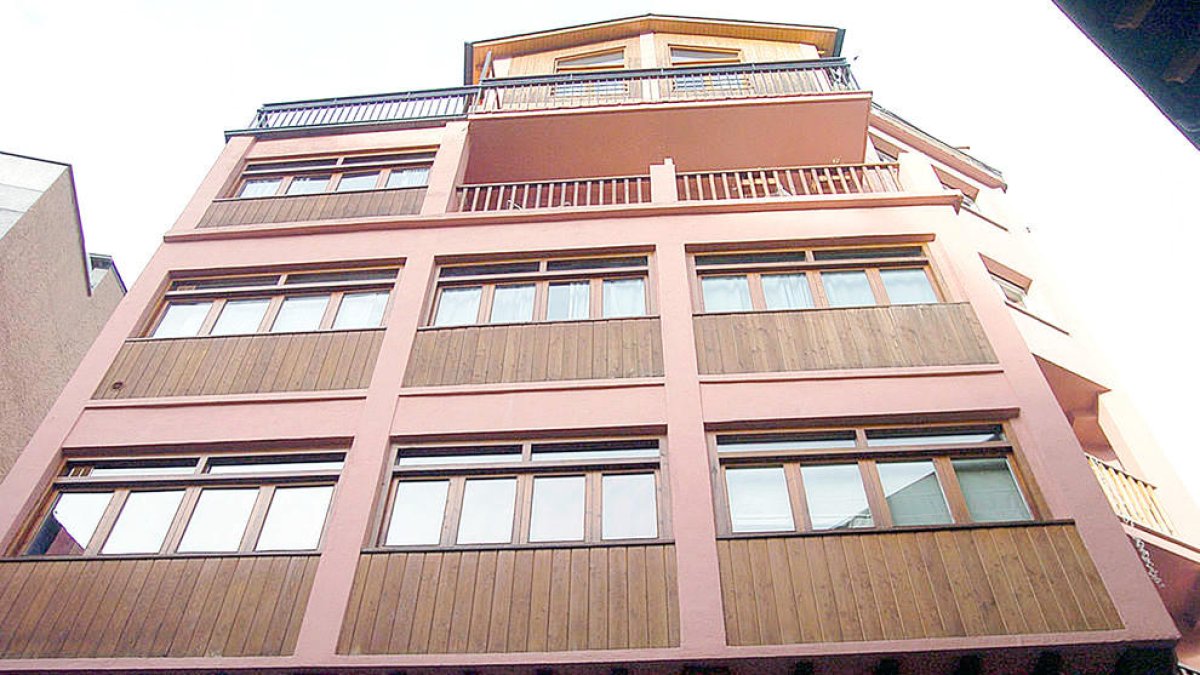 L'edifici del Calones.