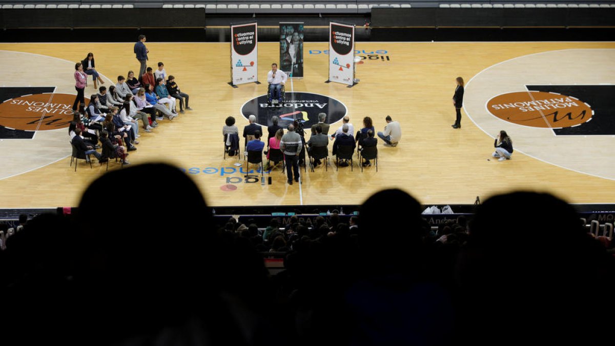 Activitat contra el 'bullying' duta a terme l'abril passat, sota els auspicis de l'ACB.