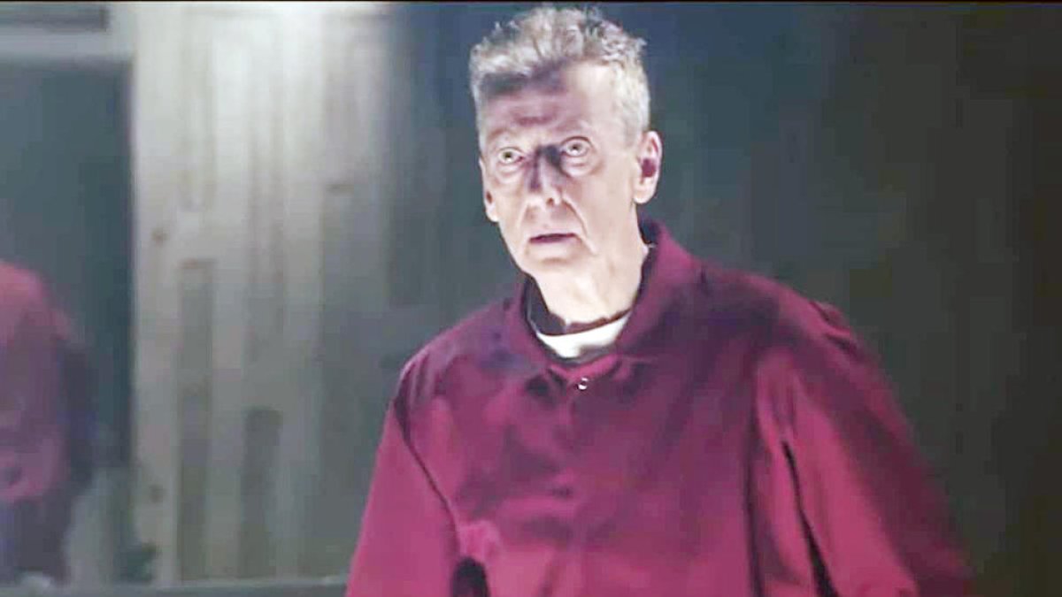 Peter Capaldi en el paper de Gideon.
