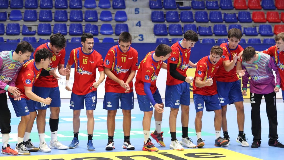 La selecció va encaixar quatre derrotes a Pristina.