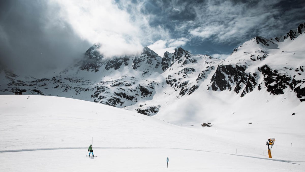 Arcalís obre amb el 40% de les pistes obertes i el 25% dels remuntadors actius