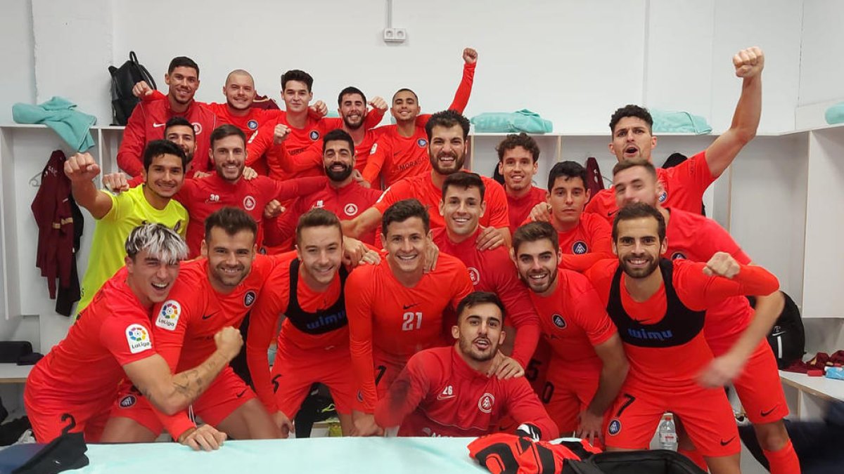 Els jugadors de l'FC Andorra van celebrar el triomf al vestidor de Can Misses.