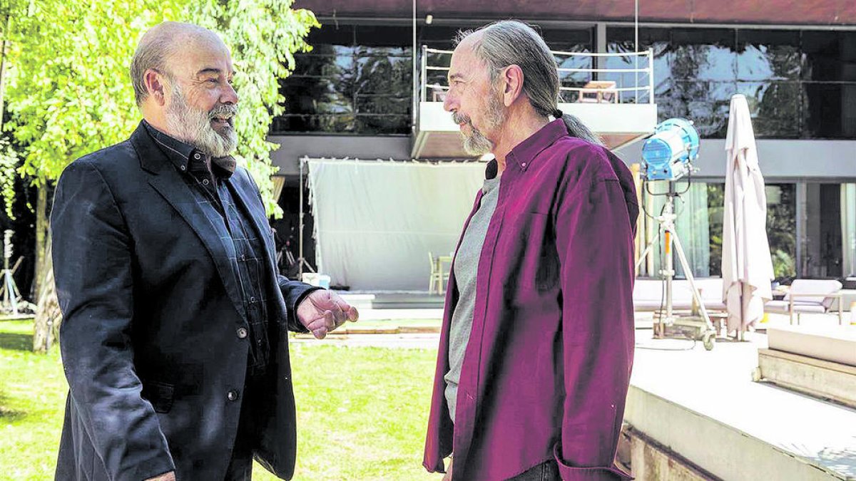 Antonio Resines i Miguel Rellán ja roden els nous capítols de 'Sentimos las molestias'.