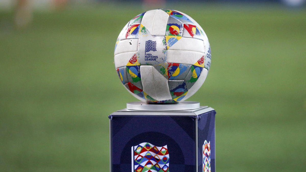 La UEFA estudia ampliar els partits de la Nations League en detriment de les fases de classificació.