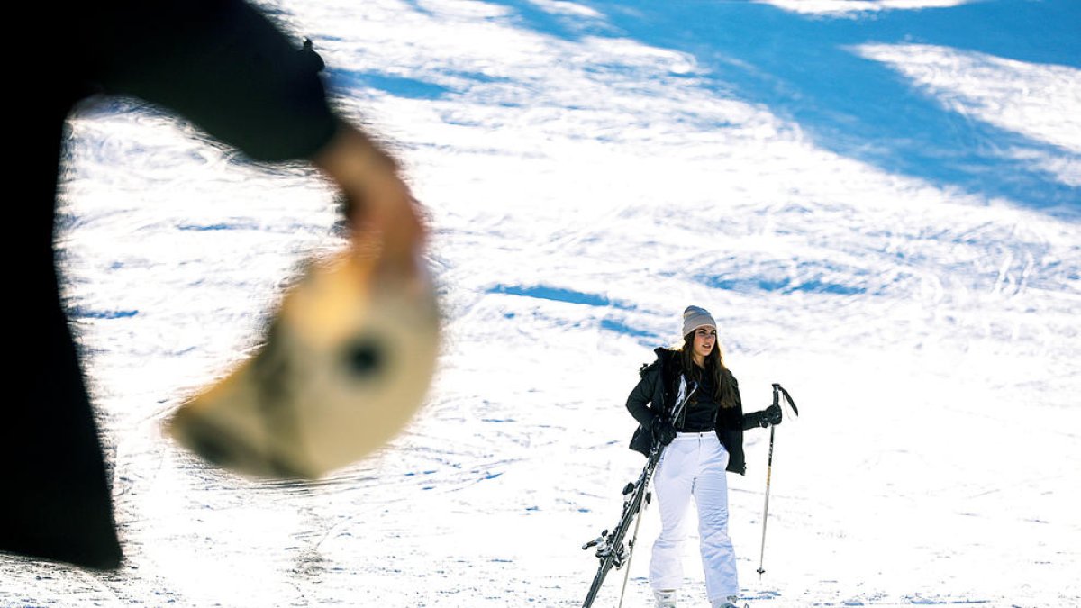 Una noia a les pistes d'esquí, ahir.