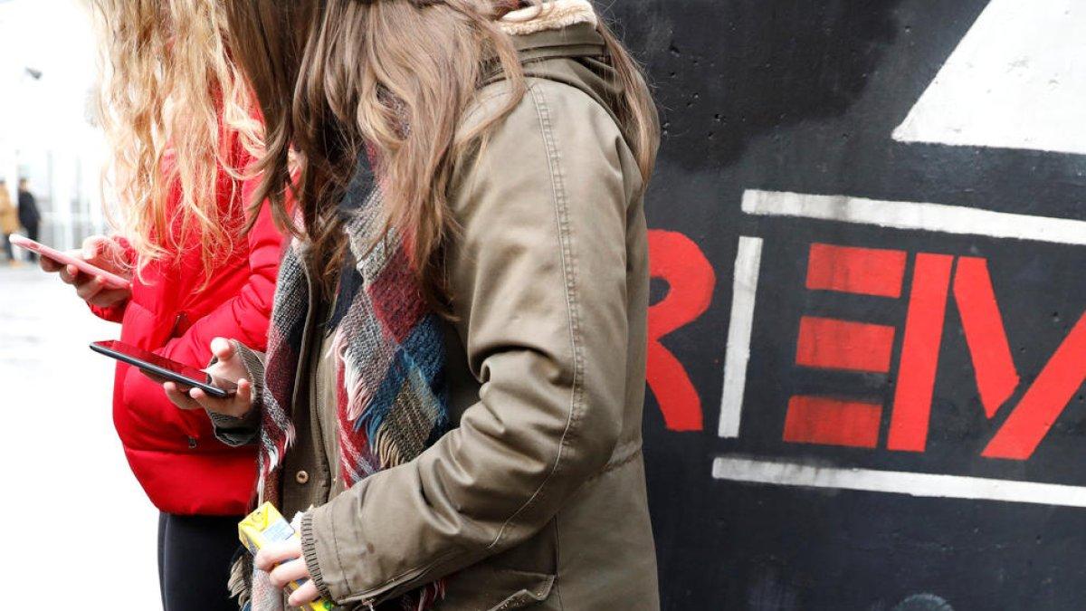 L'efecte imitació en les autolesions s'ha potenciat amb l'ús de les xarxes socials.