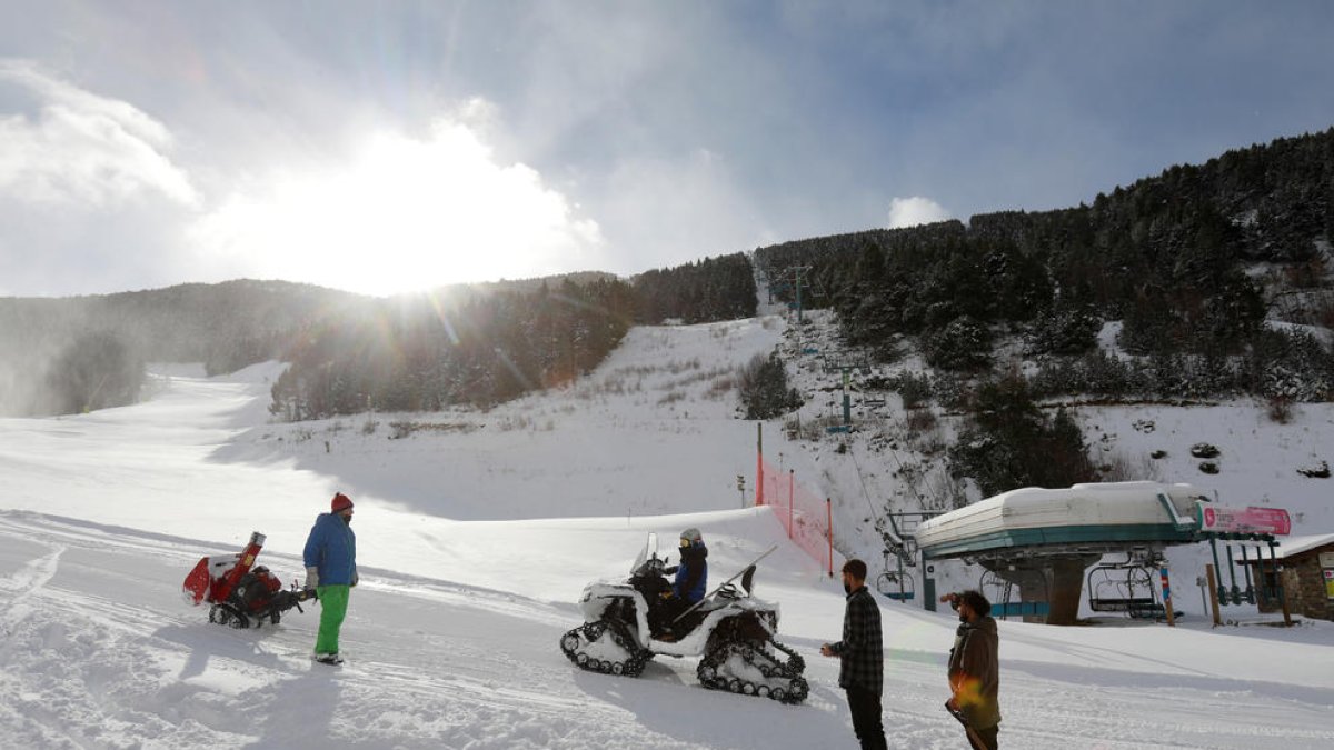 Un grup de temporers en una imatge d'arxiu.