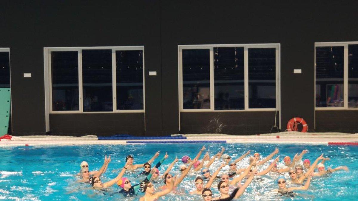 Estades esportives d'alt nivell a la piscina dels Serradells