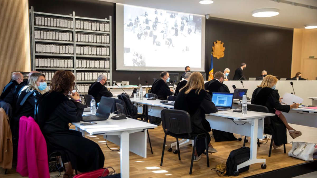 Defenses del judici de BPA.