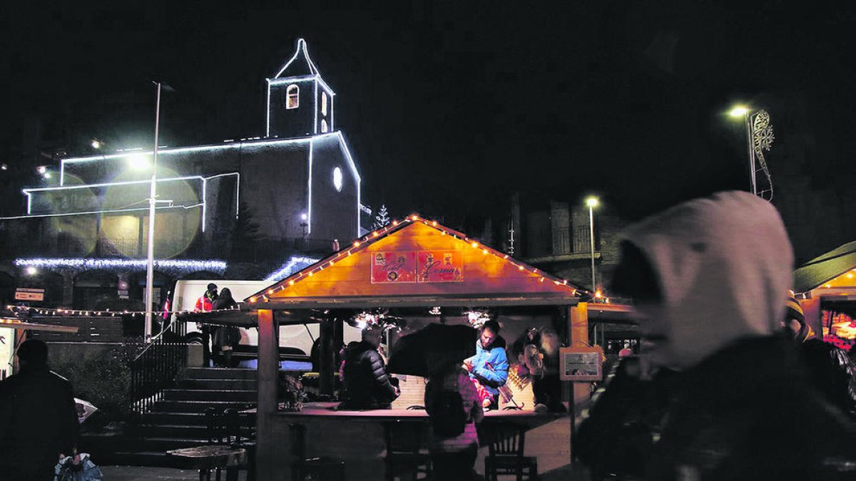 Parades gastronòmiques a la plaça de la Closa.