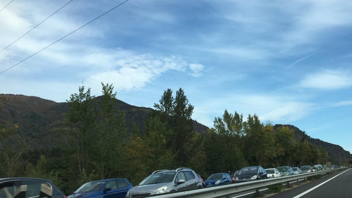 Cues a l'Arieja direcció Andorra aquest matí