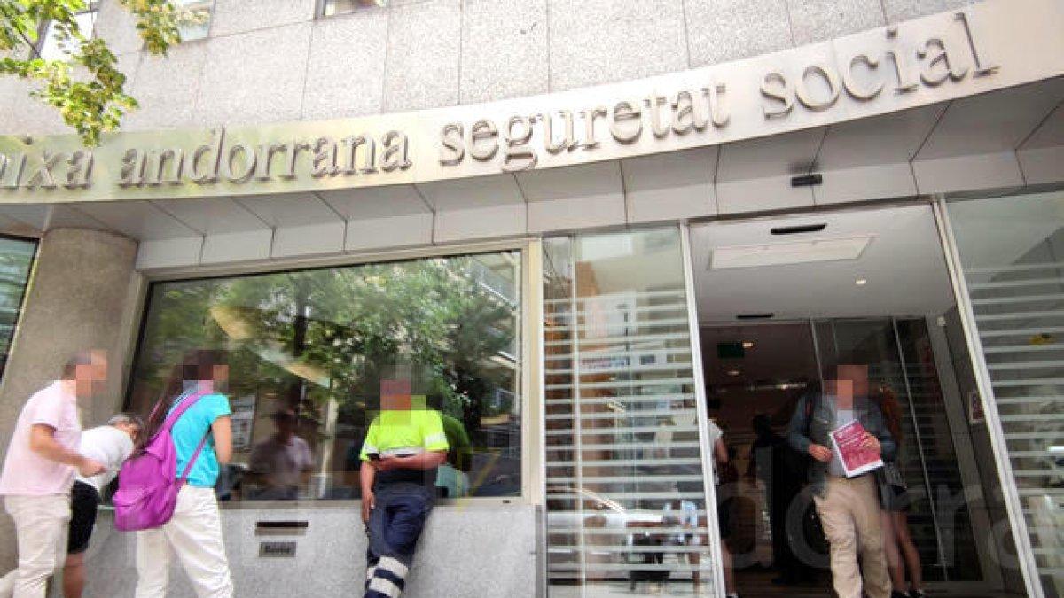 Façana de la seu de la Caixa Andorrana de Seguretat Social.