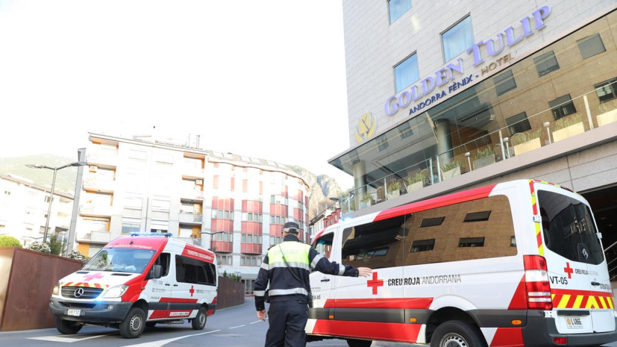 La Creu Roja feia fins ara el transport sanitari no assistit