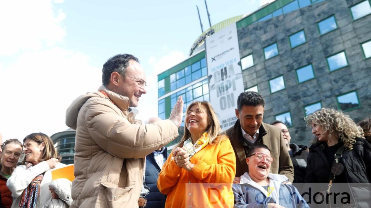 Xavier Espot i Conxita Marsol en l'inici de la campanya de Demòcrates