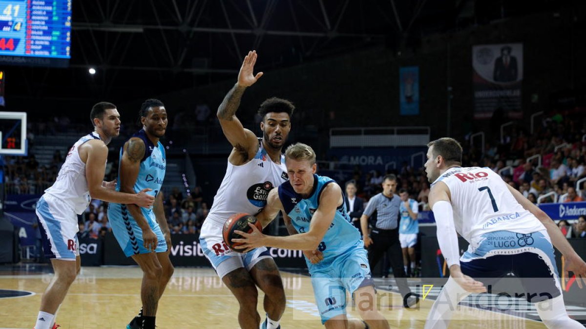 Derrota del MoraBanc contra el Breogán (63-69)