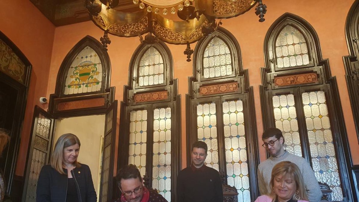 Signatura del conveni entre el Govern i la FiM Vila-seca