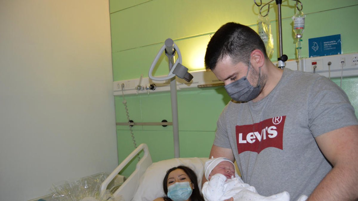 Adrià Pérez Castillo, primer nadó de l'any