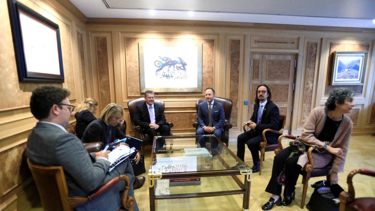 Reunió de la delegació andorrana i el cap de Govern amb Maros Sefcovic.