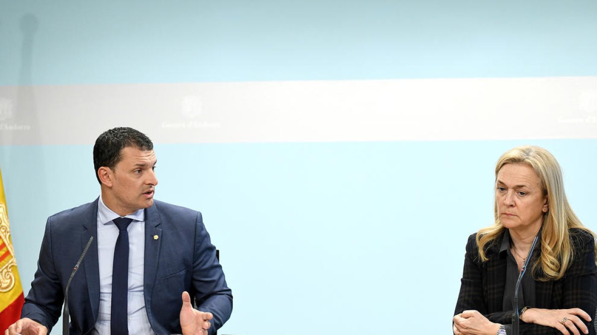 Jordi Gallardo i Maria Segarra en la roda de premsa d'ahir a la tarda.