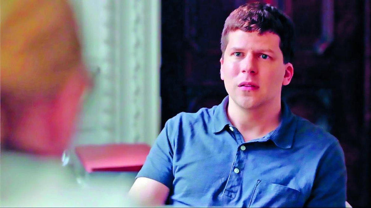 Jesse Eisenberg protagonitza 'Fleishman está en apuros' a Disney+.