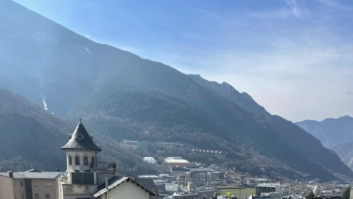 Pyrénées ha instal·lat plaques solars per millorar l'eficiència energètica