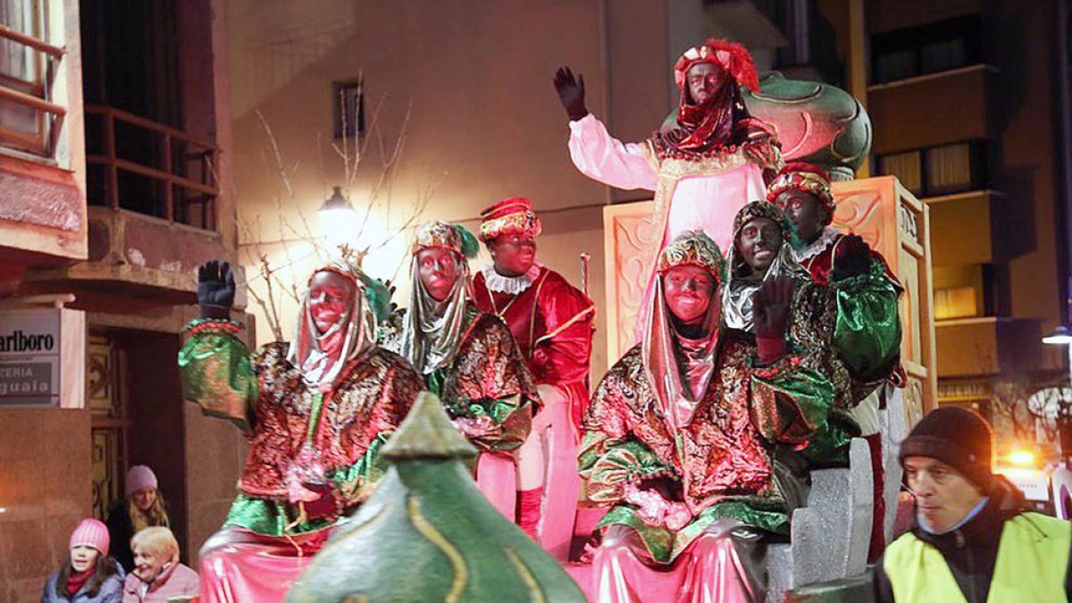 Un moment de la cavalcada de Sant Julià de Lòria.