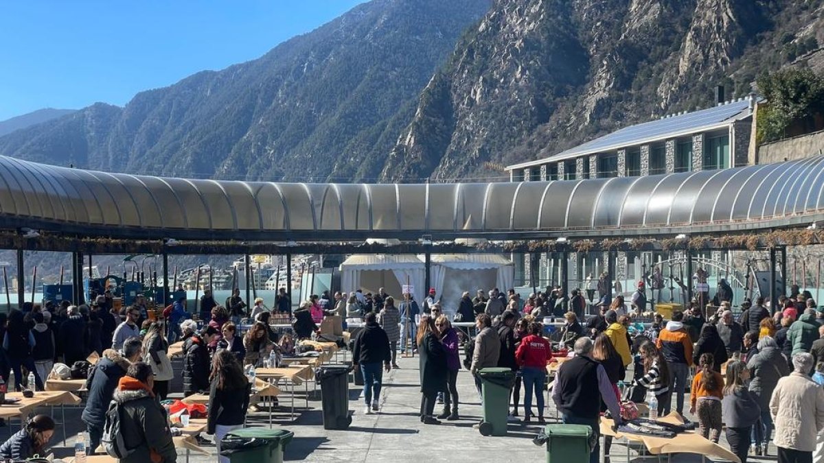Calçotada popular a Andorra la Vella 2023