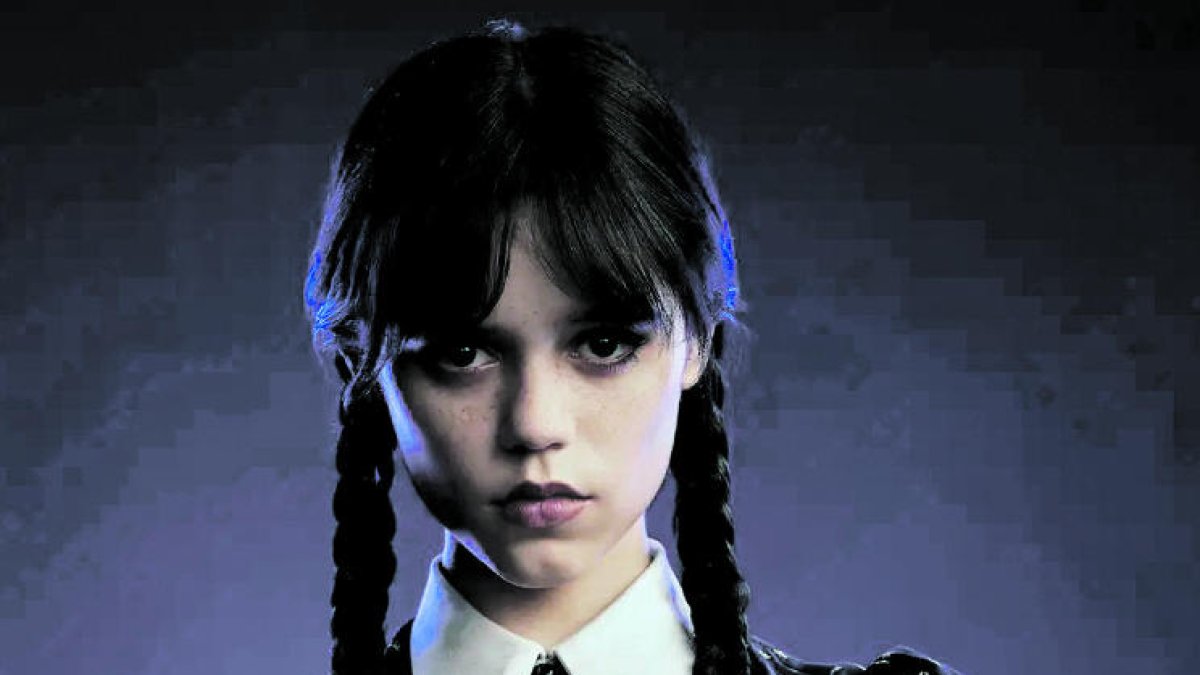 Jenna Ortega en el paper de Wednesday Addams.