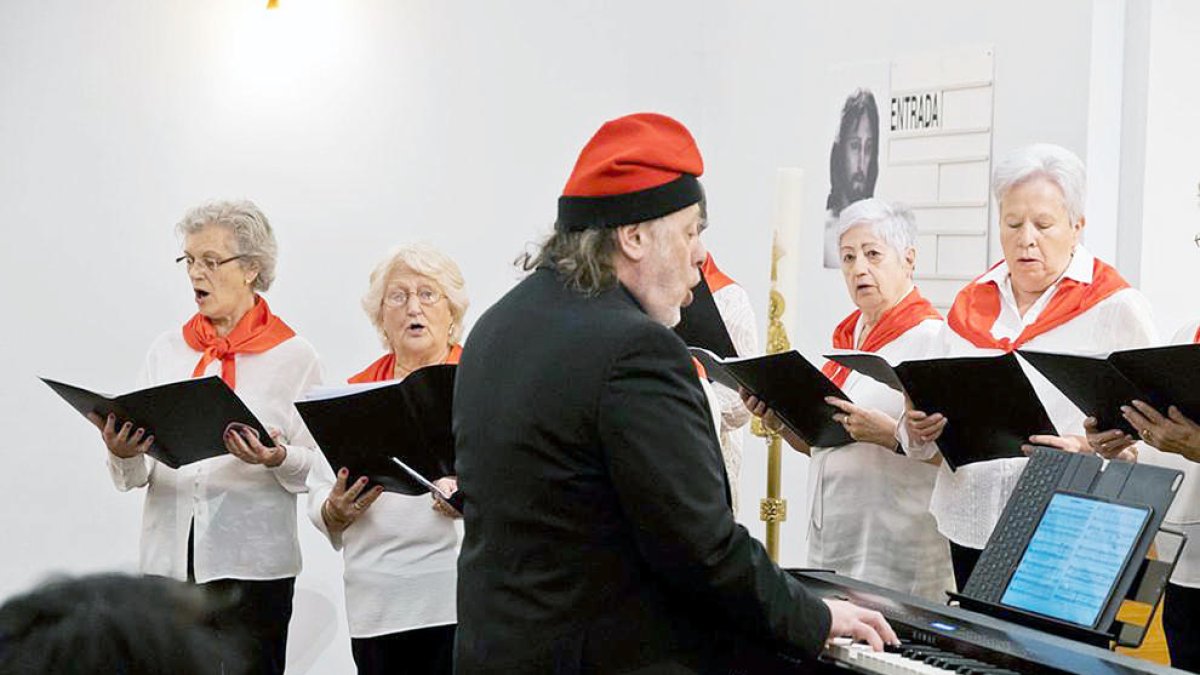 Un moment de la cantada de caramelles.