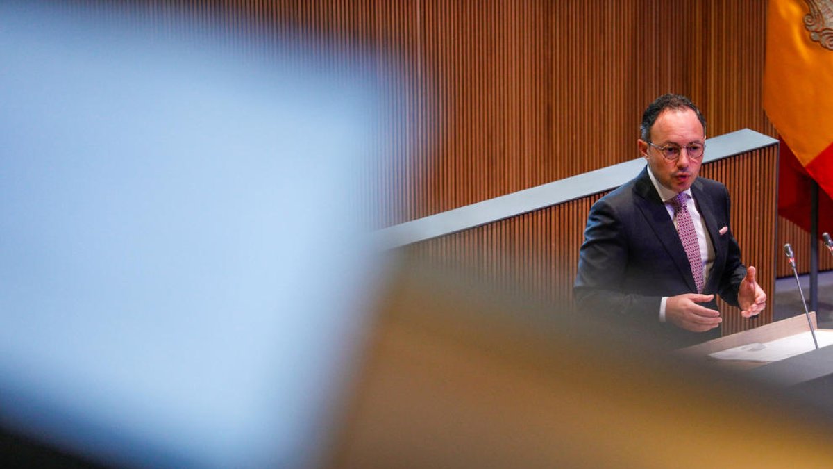 El candidat a cap de Govern Xavier Espot durant el discurs al Consell General.