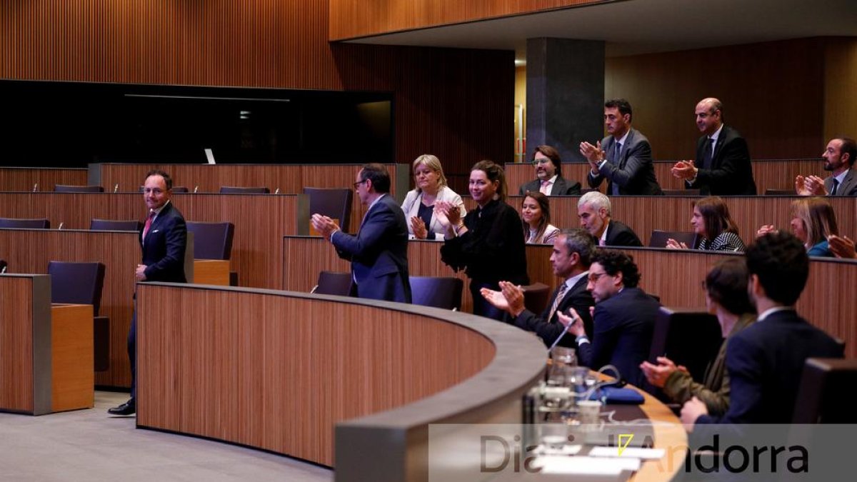 Espot es proclama cap de Govern