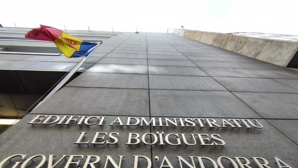 Edifici Administratiu de Les Boïgues