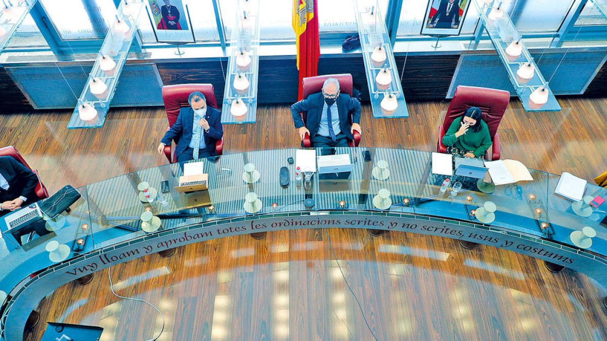 El comú de Canillo i la junta electoral discrepen sobre les competències d'aquesta última.