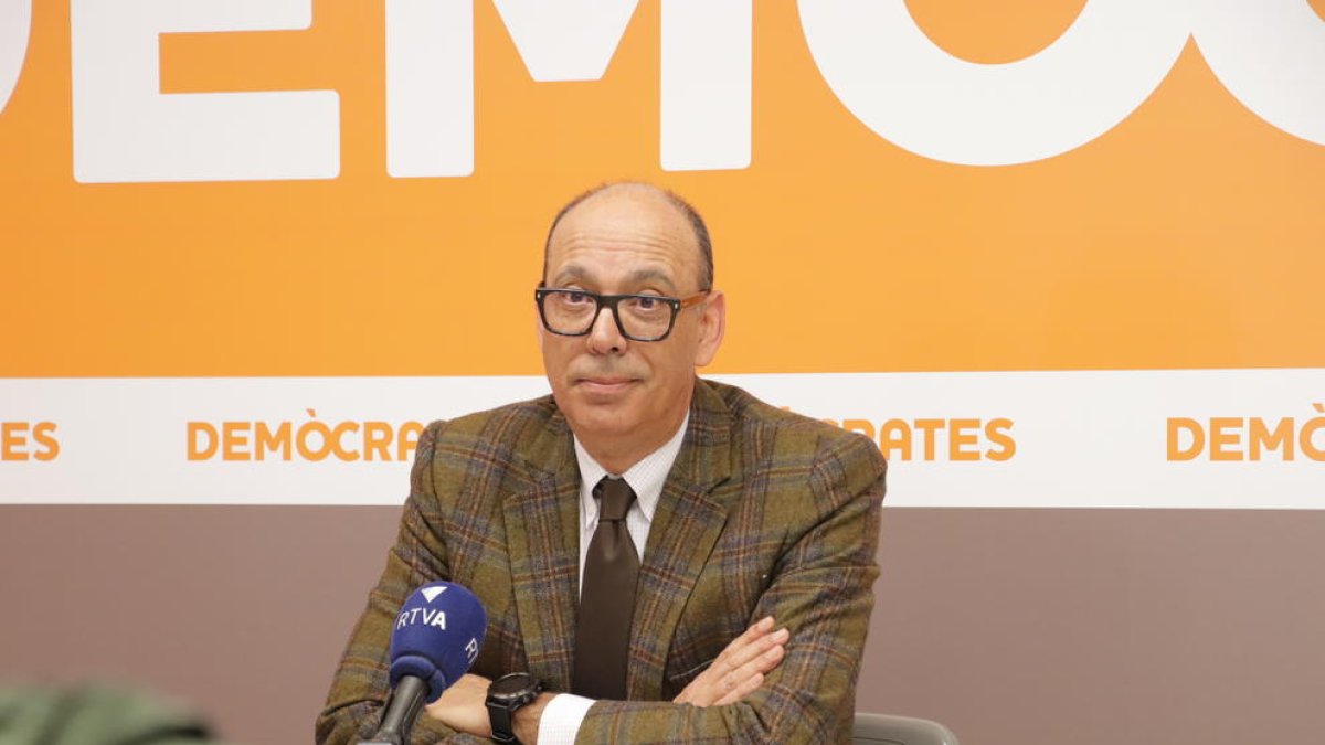 Jaume Serra ha comparegut aquesta tarda per valorar el resultat de l'enquesta política