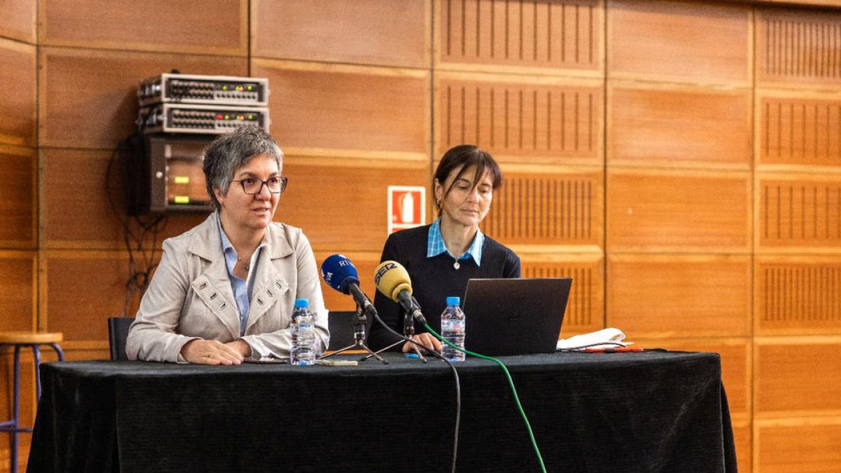 Roda de premsa de balanç del porta a porta, ahir.
