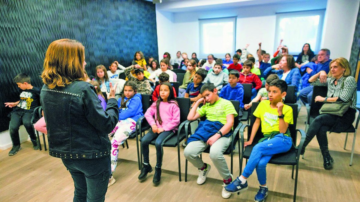 Els alumnes de l'escola andorrana, ahir.