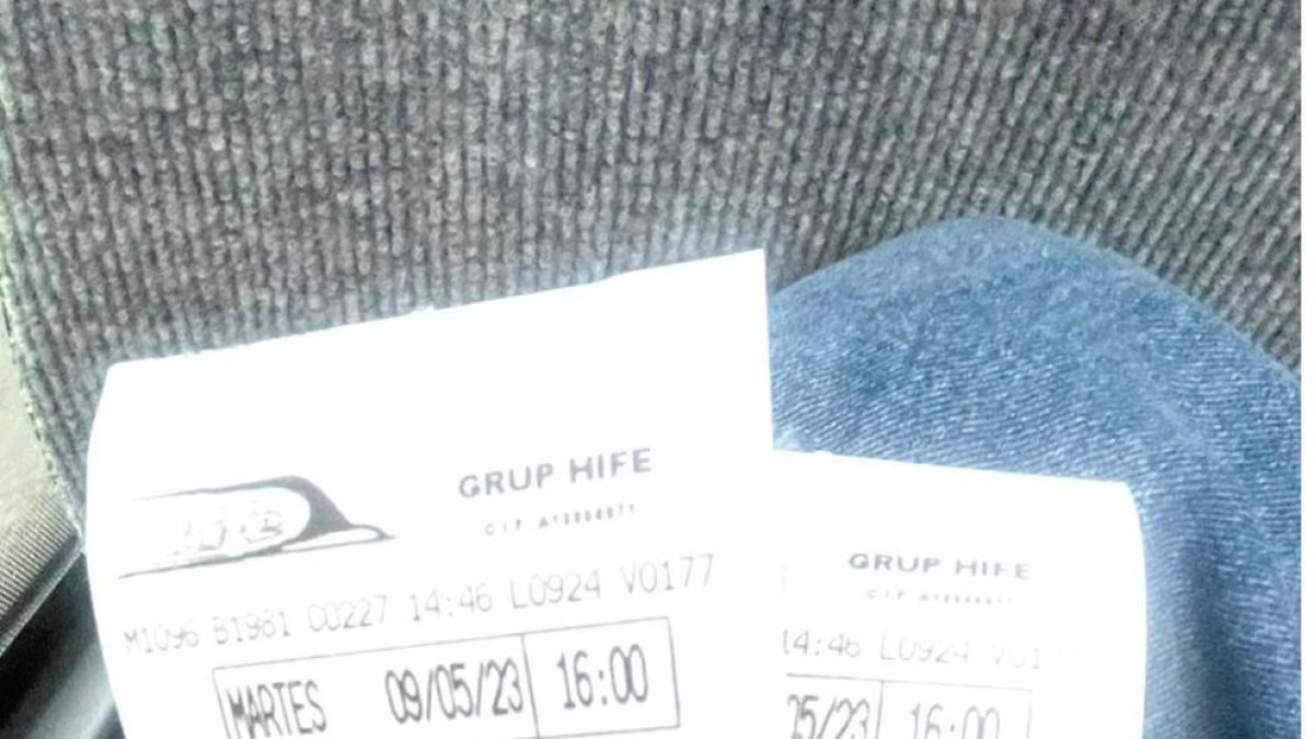 Bitllets de bus d'Hife per fer el viatge des de la Seu