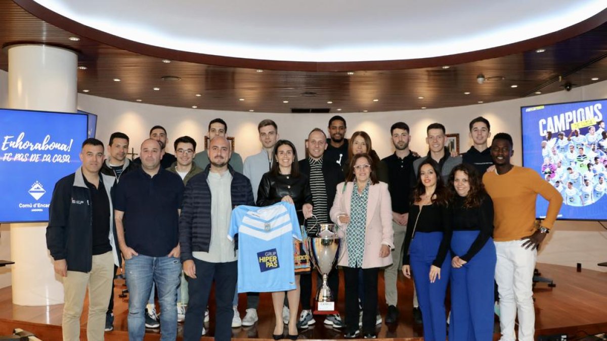 Recepció de l'FC Pas de la Casa al comú d'Encamp