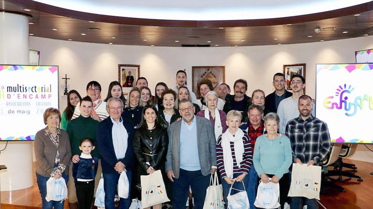 Acte de benvinguda a la delegació.