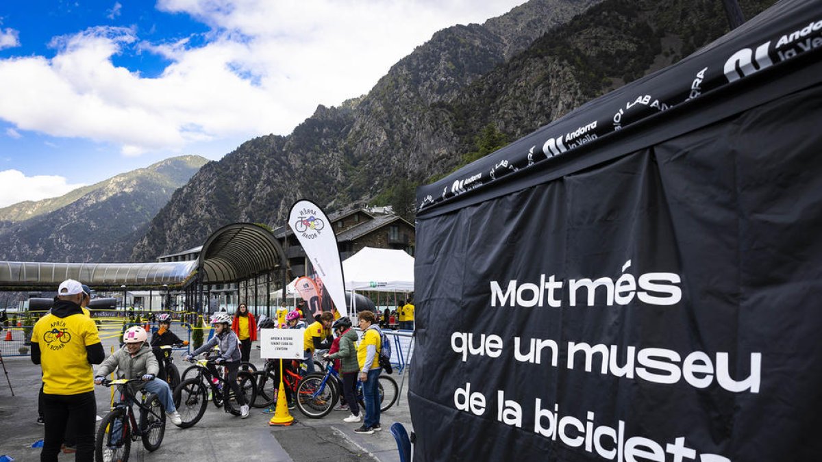 Inauguració de la 1a Jornada infantil de mobilitat sostenible i seguretat ciclista 