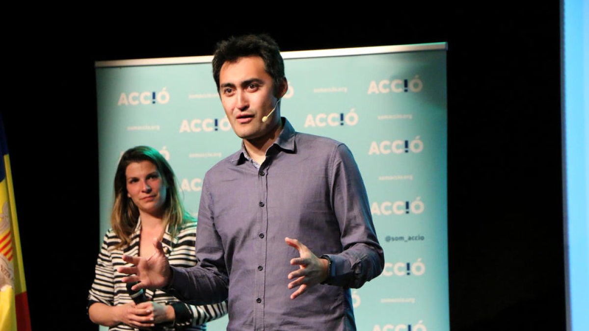 Josep Fusté i Rebeca Roger, candidats de la llista parroquial de la Massana per Acció.