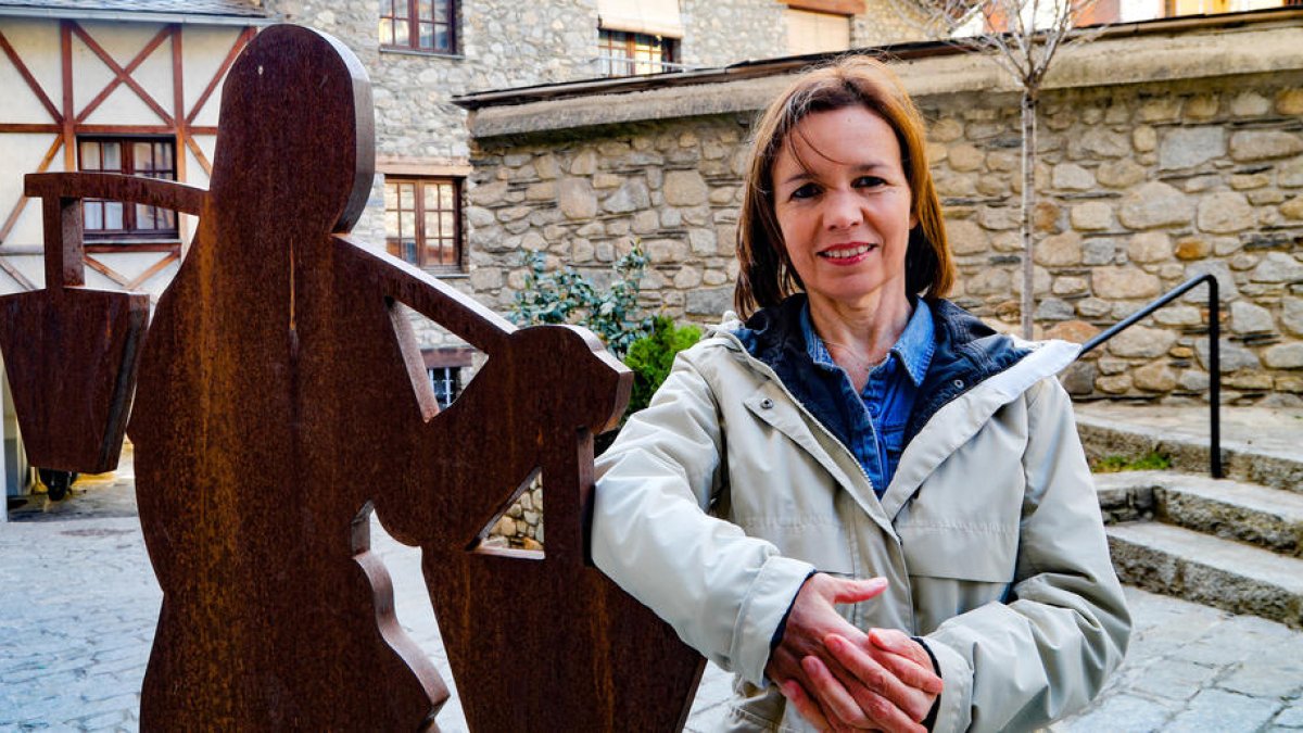 La candidata del PS, Marta Pujol, a la parròquia d'Encamp.