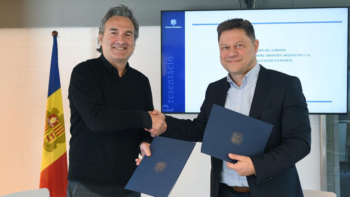 Signatura conveni amb Uniesport
