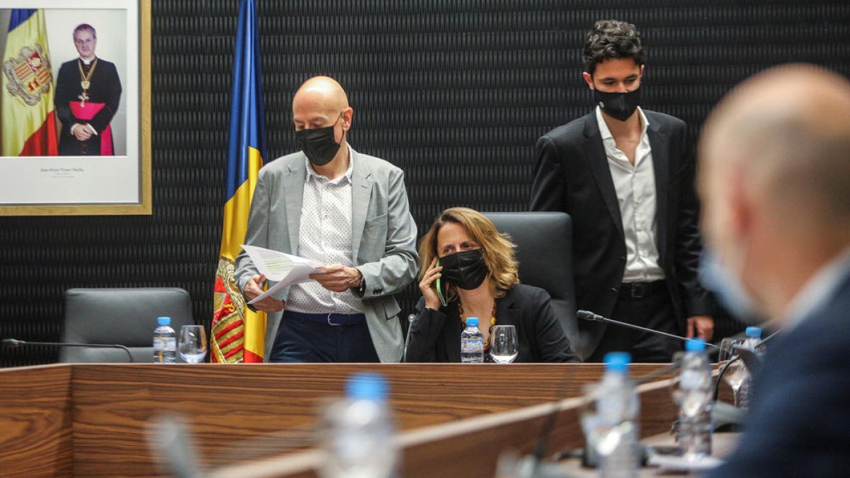 La cònsol major d'Escaldes, Rosa Gili, i el candidat a cap de Govern de Concòrdia, Cerni Escalé.