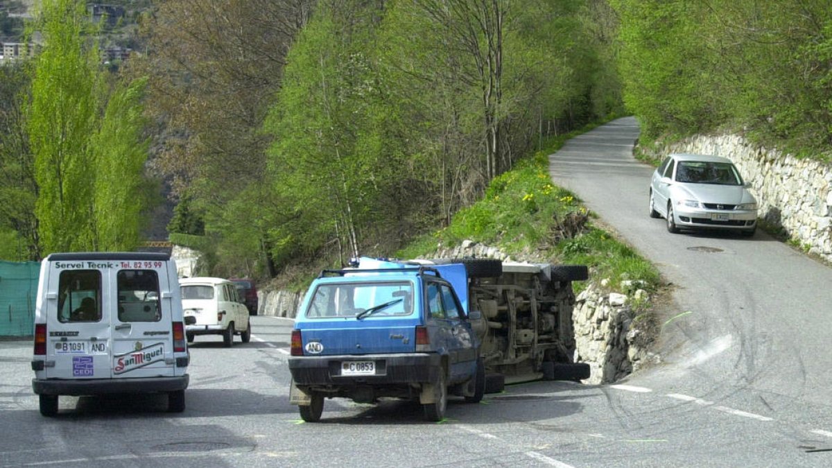 Un accident de fa anys a l'accés a Can Noguer.