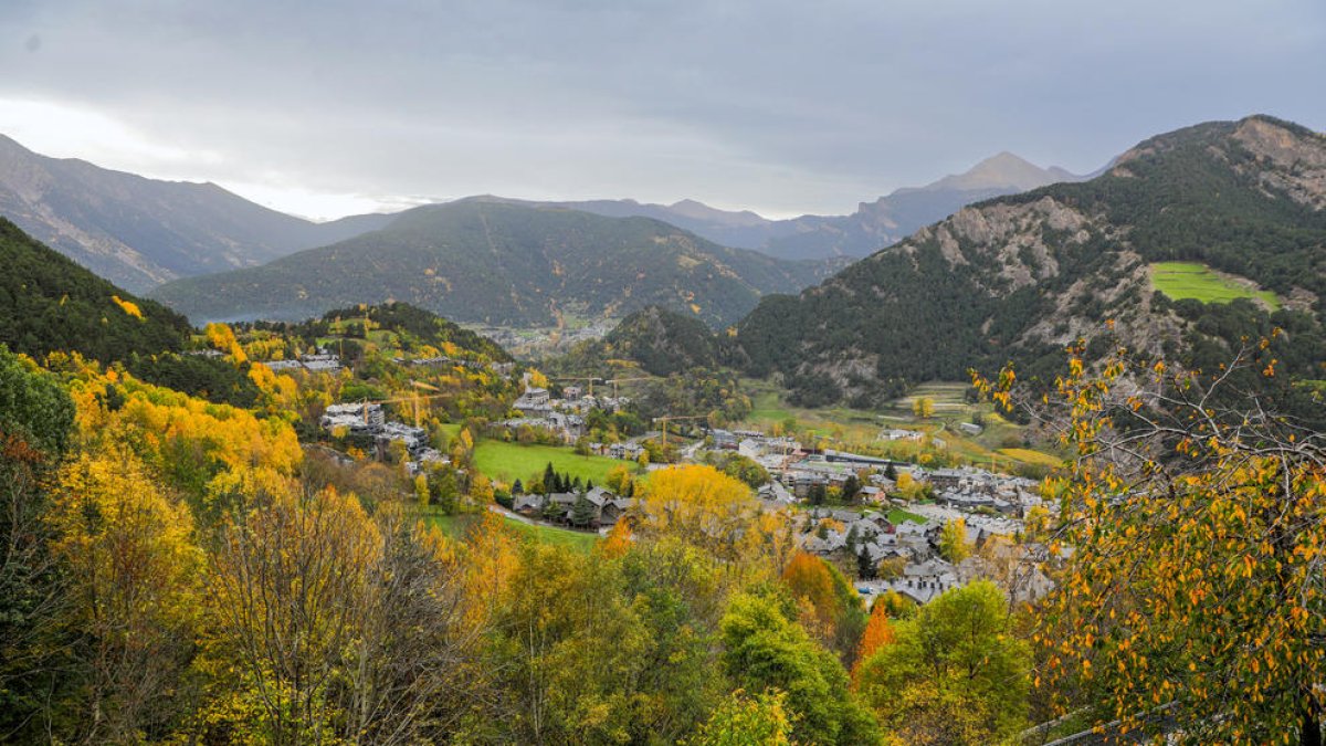 Vista del poble d'Ordino.