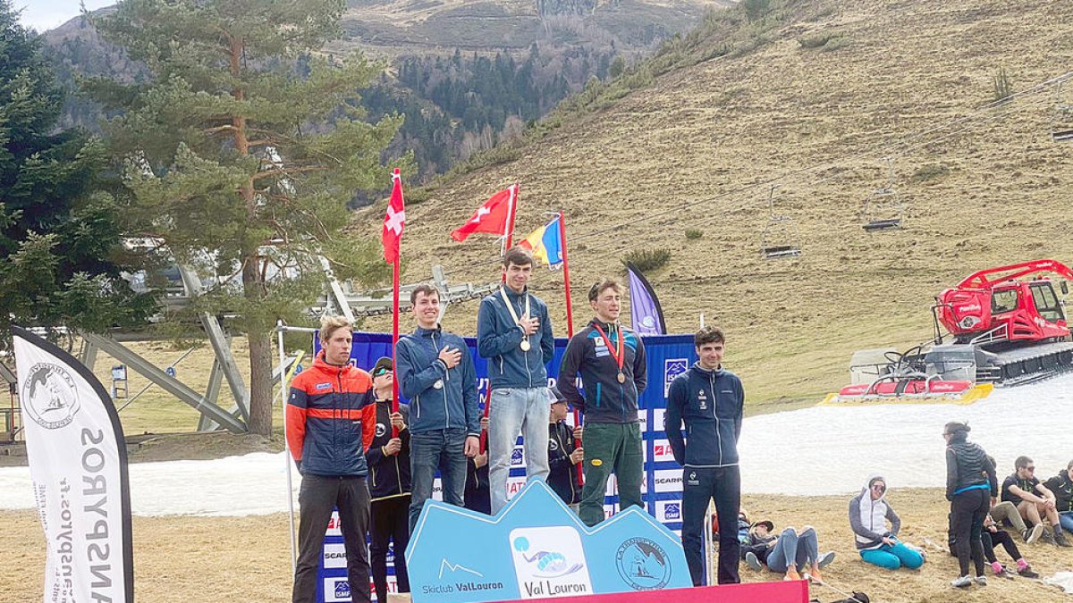 Oriol Olm, al tercer calaix del podi de Val-Louron.