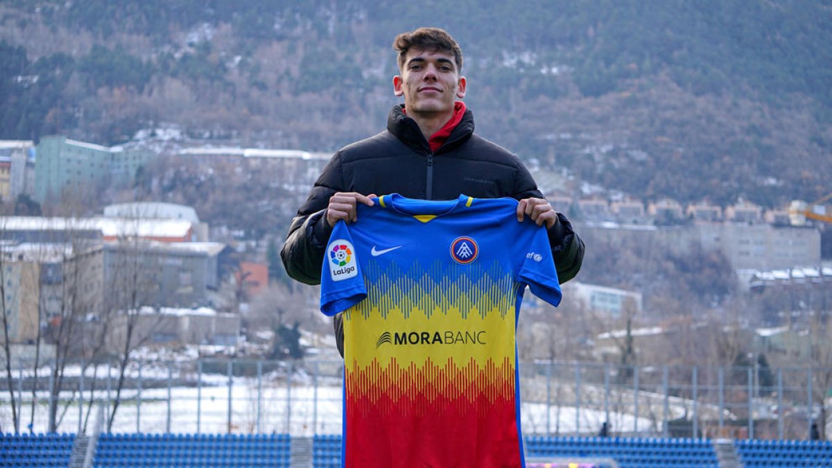 Àlex Valle, amb la samarreta de l'FC Andorra.